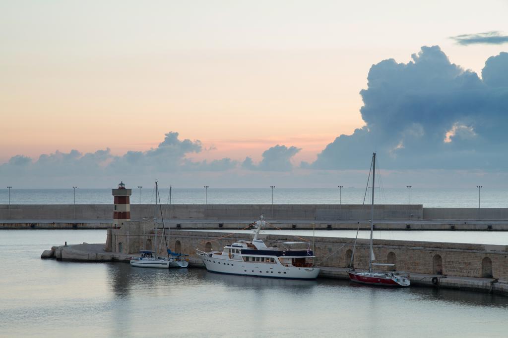 Residenza Garibaldi Villa Monopoli Exterior photo